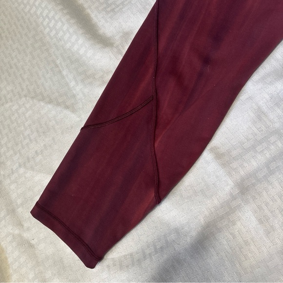 Lululemon In Movement HR Tight 25” Size 10 Spray Dye White Garnet Merlot Legging - Picture 5 of 7